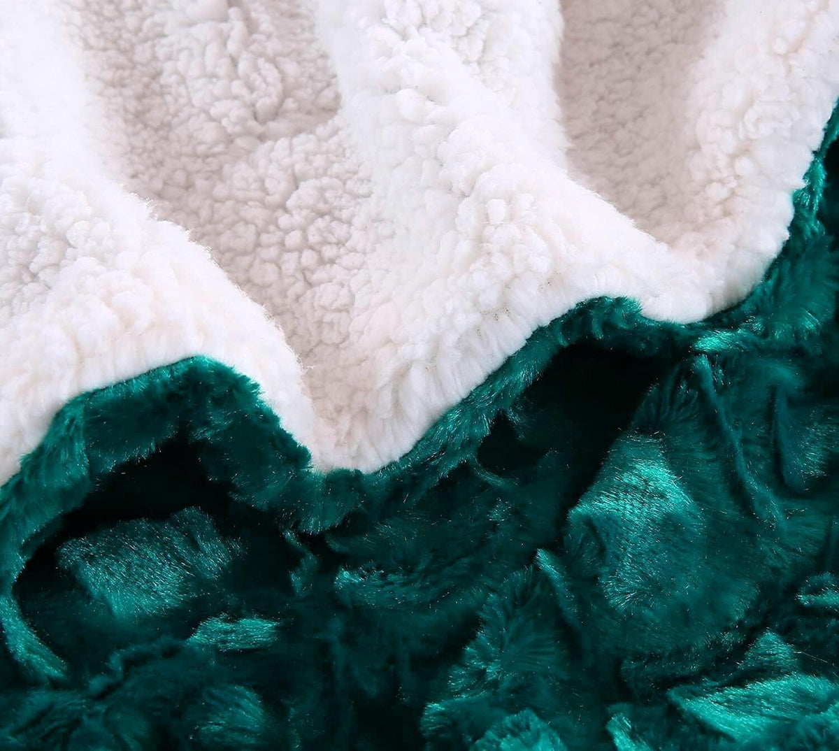 DaDa Bedding Emerald Mermaid Faux Fur Sherpa Throw Blanket, Throw to Queen