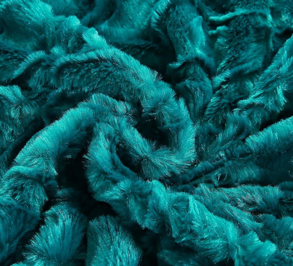 DaDa Bedding Emerald Mermaid Faux Fur Sherpa Throw Blanket, Throw to Queen
