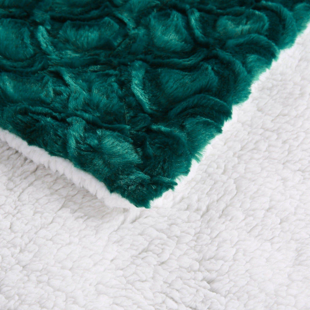 DaDa Bedding Emerald Mermaid Faux Fur Sherpa Throw Blanket, Throw to Queen