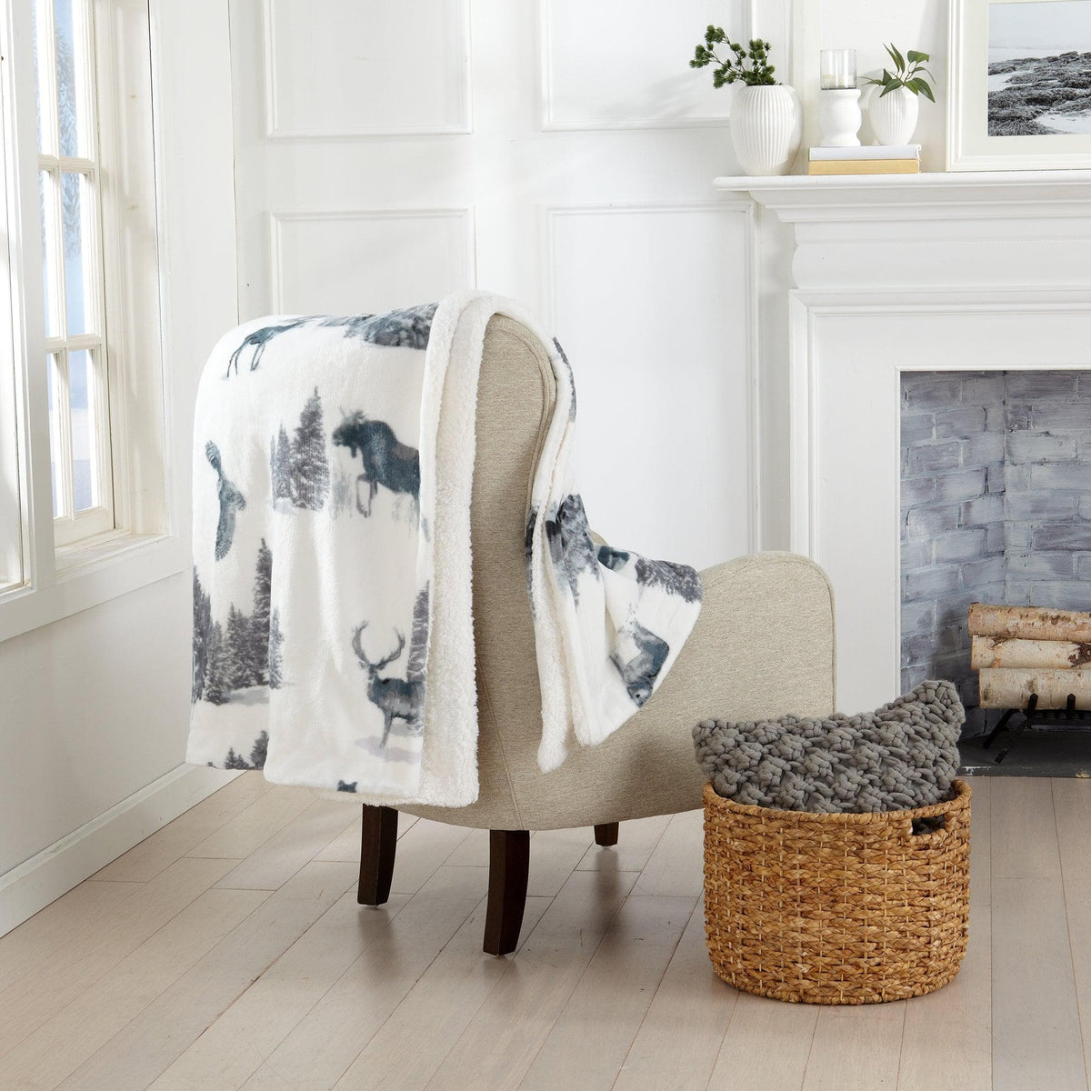Great Bay Home Cabin Print Sherpa Throw Blanket, 50x60, Buffalo Check & Woodland
