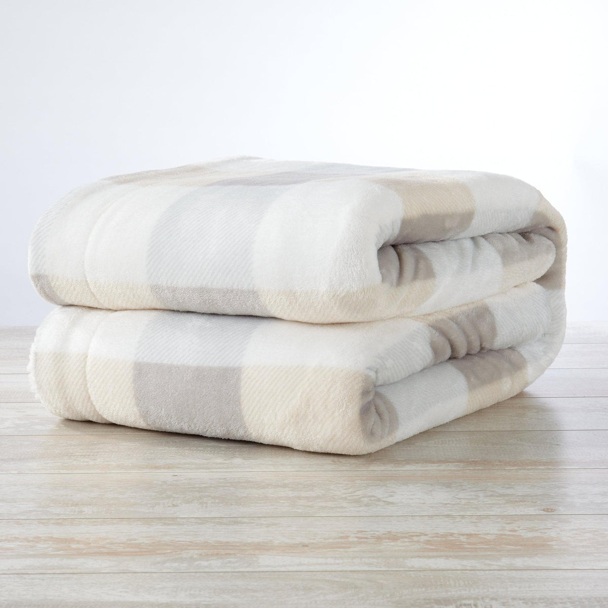 Great Bay Home Velvet Plush Sherpa Blanket, Reversible, Throw to King