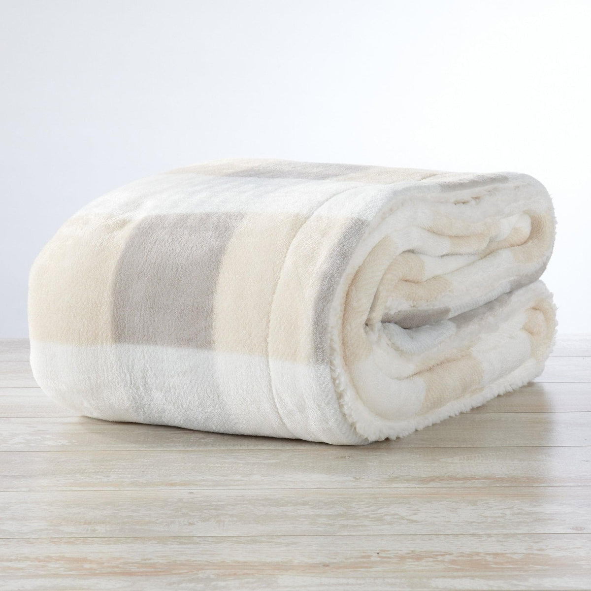 Great Bay Home Velvet Plush Sherpa Blanket, Reversible, Throw to King