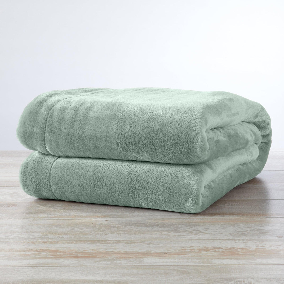 Great Bay Home Velvet Plush Sherpa Blanket, Reversible, Throw to King