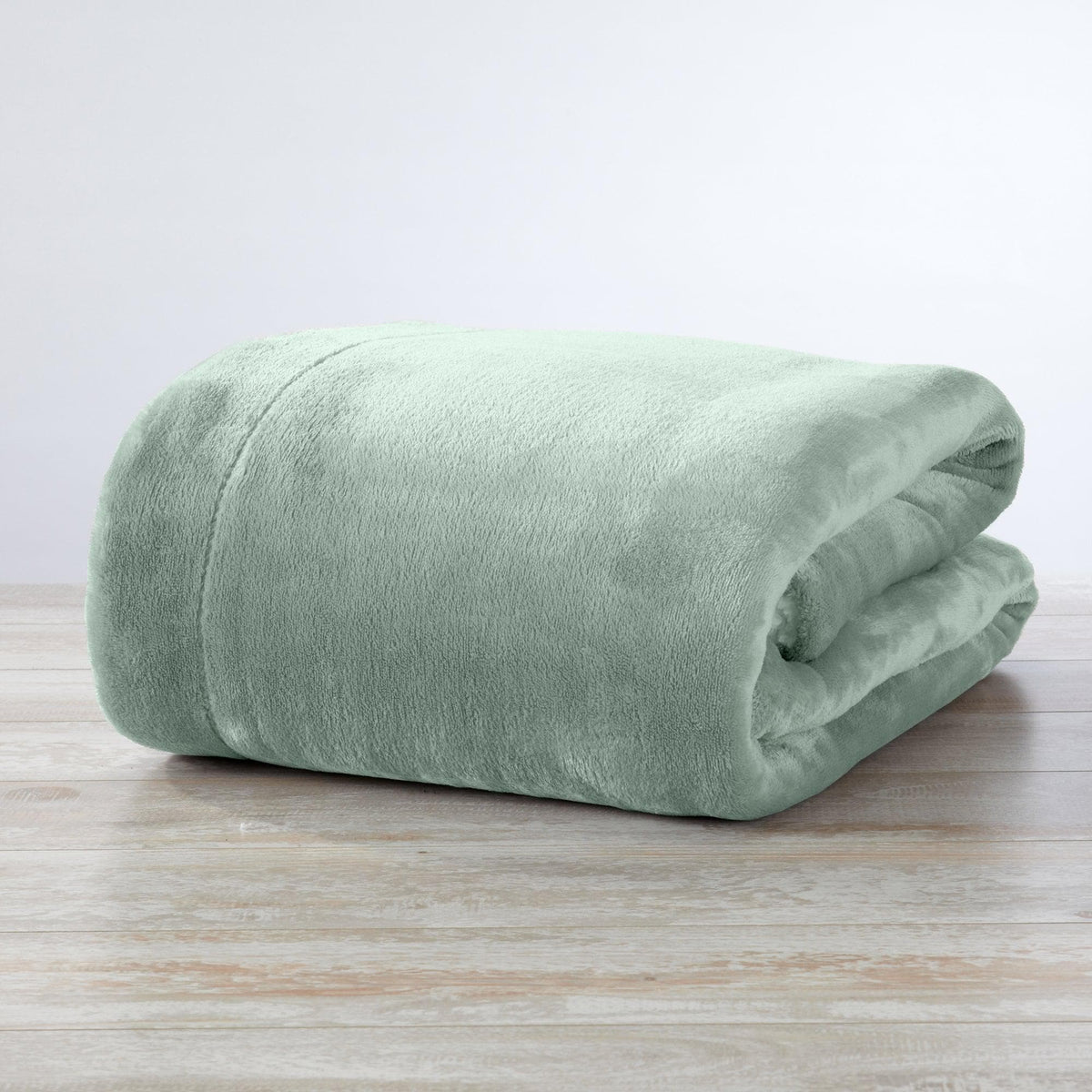 Great Bay Home Velvet Plush Sherpa Blanket, Reversible, Throw to King