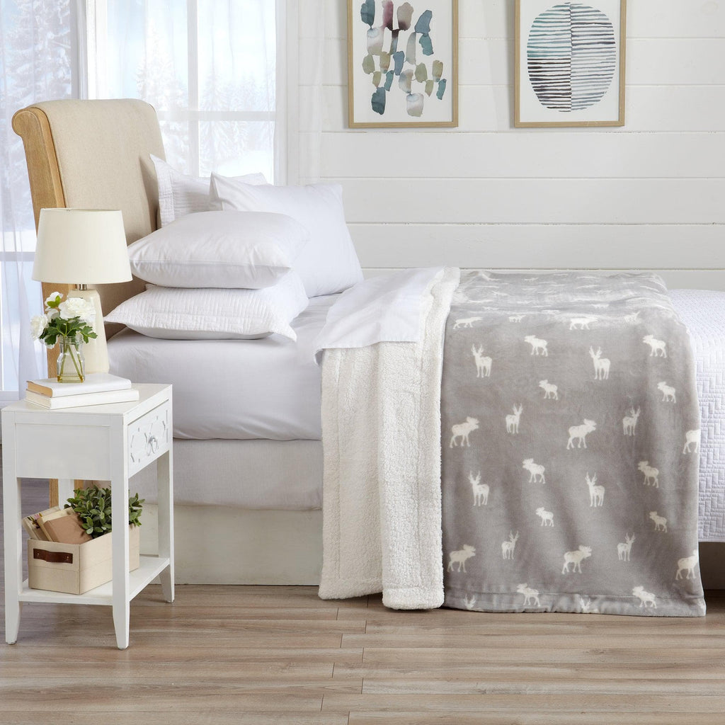 Great Bay Home Velvet Plush Sherpa Blanket, Reversible, Throw to King