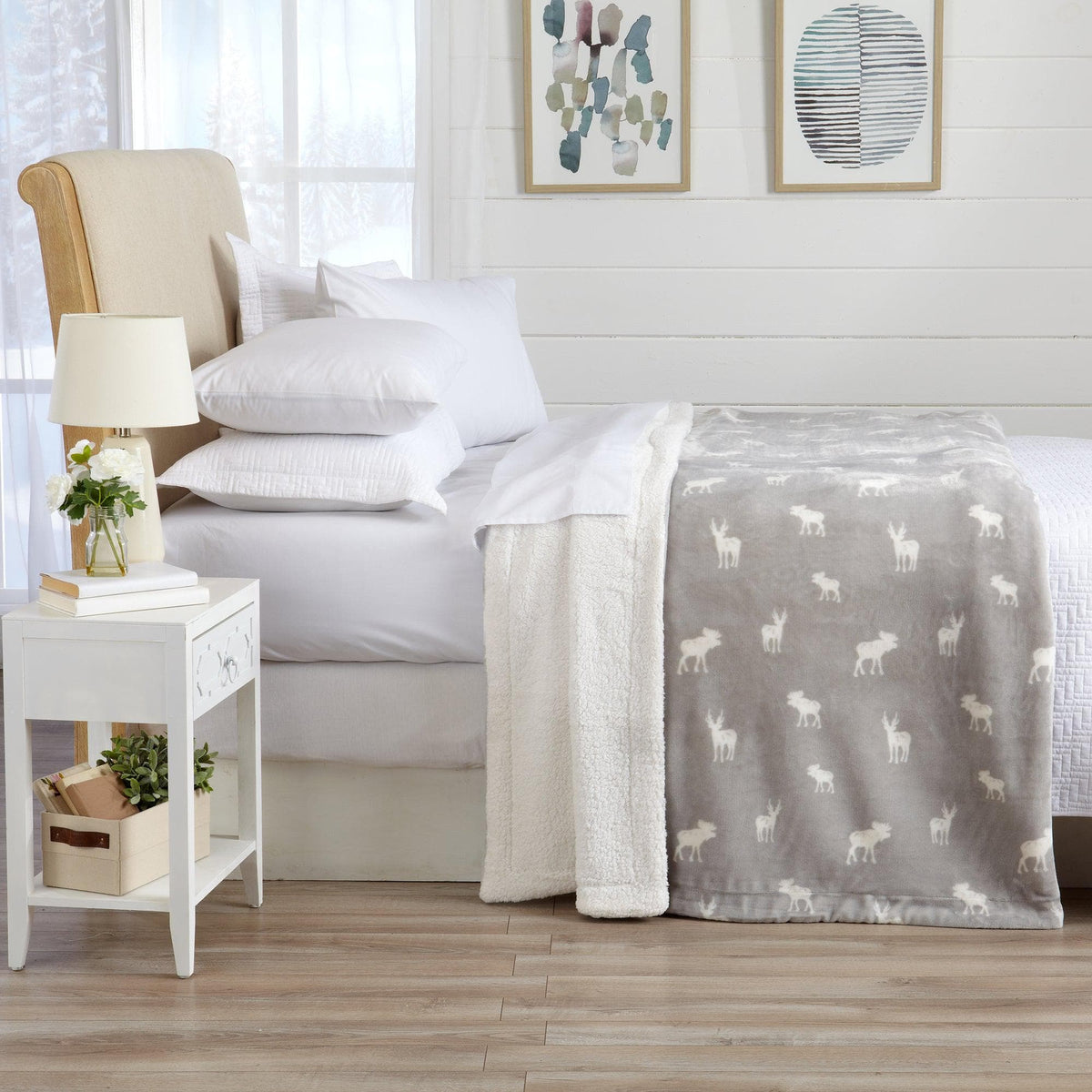 Great Bay Home Velvet Plush Sherpa Blanket, Reversible, Throw to King