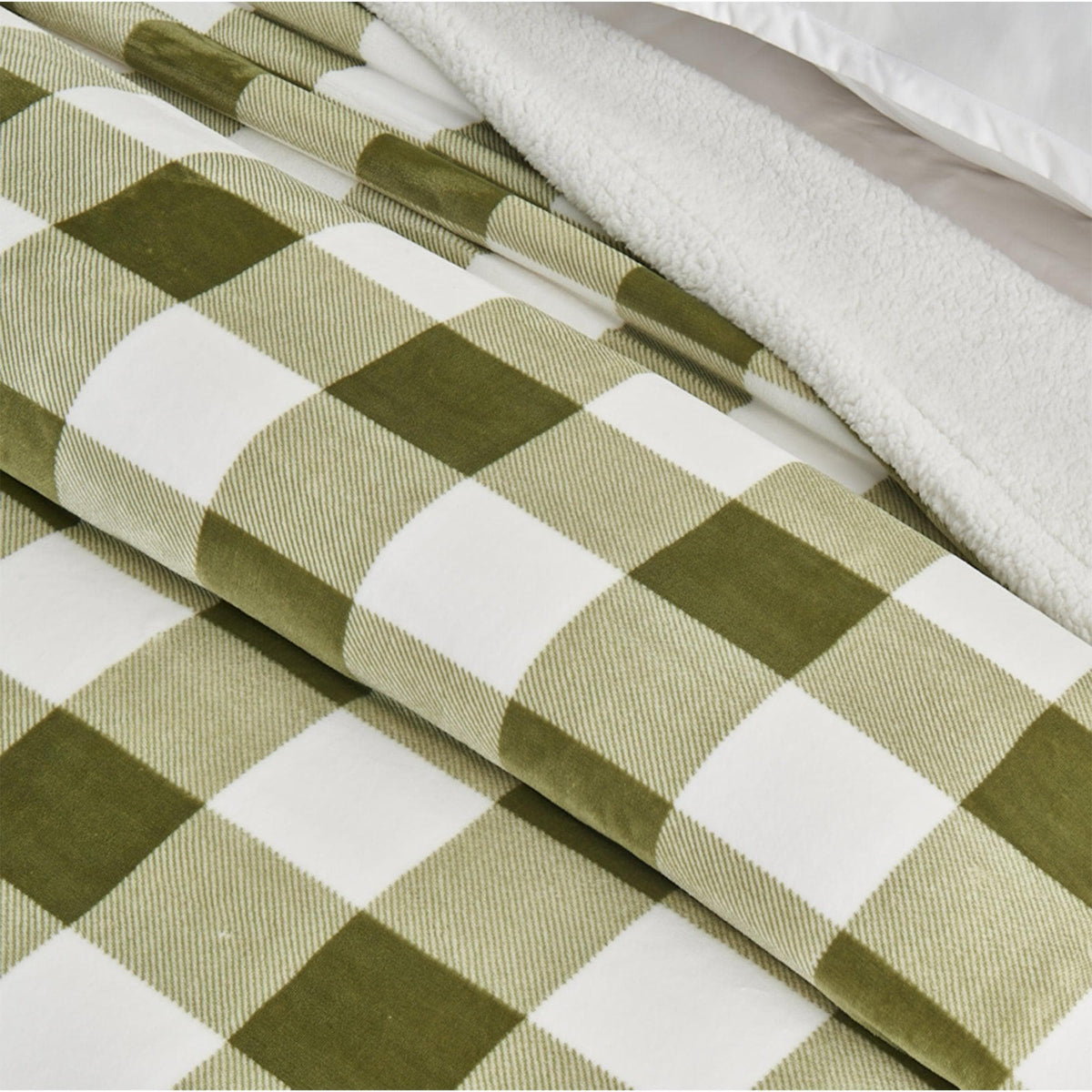 Great Bay Home Velvet Plush Sherpa Blanket, Reversible, Throw to King