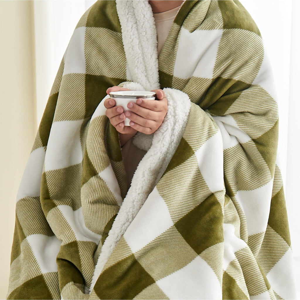 Great Bay Home Velvet Plush Sherpa Blanket, Reversible, Throw to King