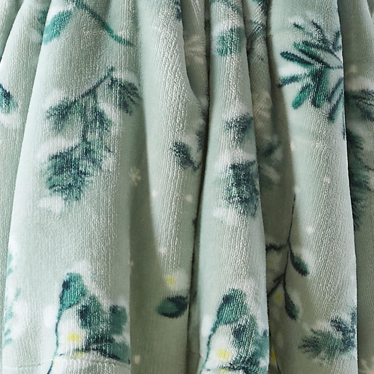 Great Bay Home Velvet Plush Sherpa Blanket, Reversible, Throw to King